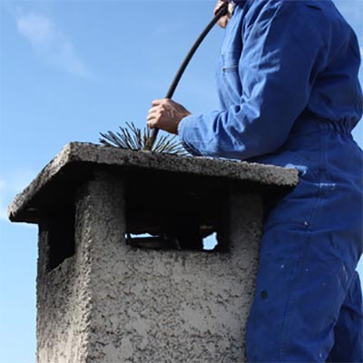 Ramonage, dégoudronnage de cheminée/poêle à Chambéry, Savoie